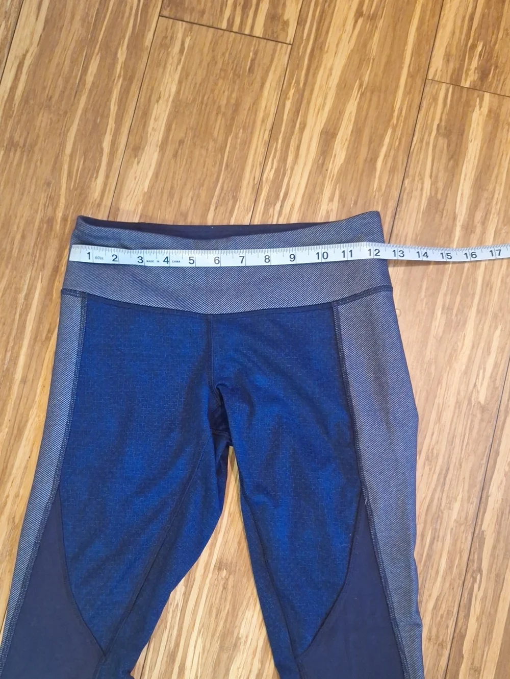 Lululemon Blue Capri Leggings Size 4